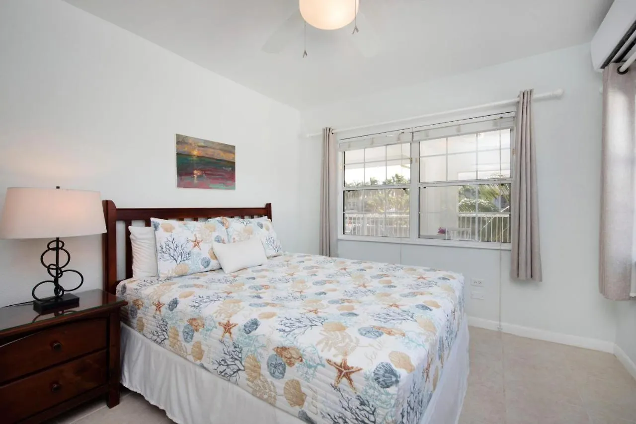 Snug Harbour View Condo #9 George Town 0*,
