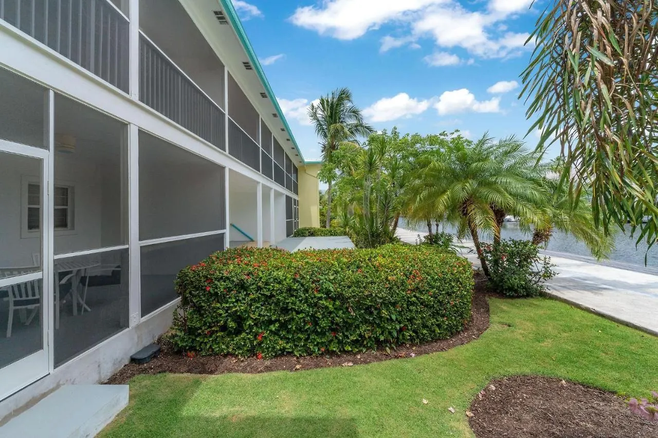 Snug Harbour View Condo #9 George Town 0*,  Cayman Islands